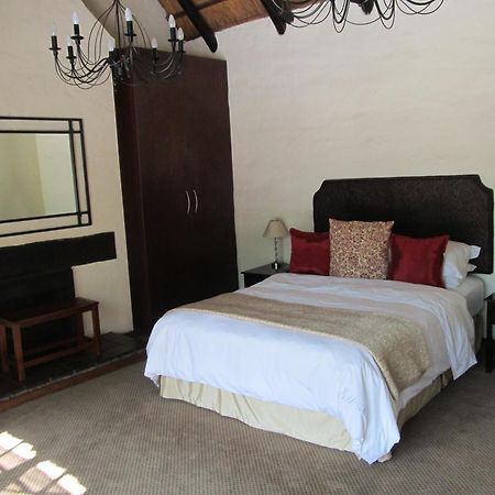 Thatchfoord Lodge Johannesburg Exterior photo