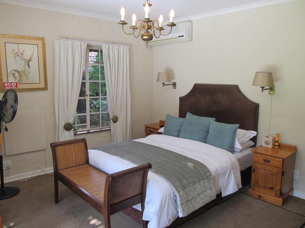 Thatchfoord Lodge Johannesburg Exterior photo