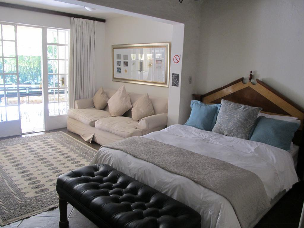 Thatchfoord Lodge Johannesburg Exterior photo
